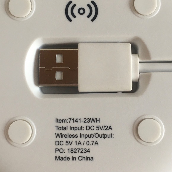 New Canada life Nebula Wireless Charging Pad with Integrated 2 In 1 Cable White - Picture 6 of 6